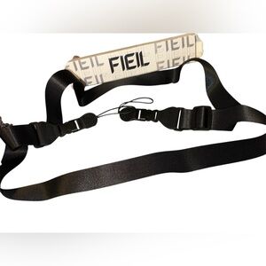 🆕 Fiel camera straps